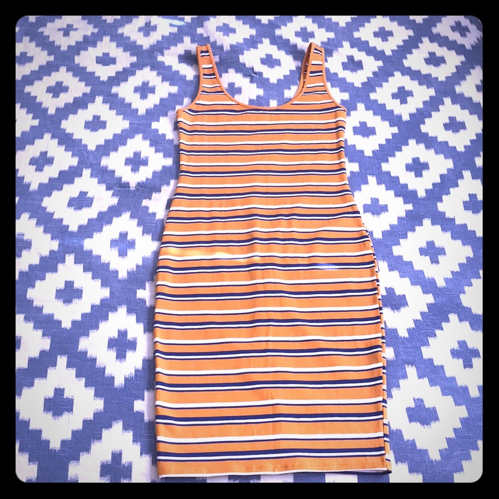 Forever 21 Body Con Dress Size S